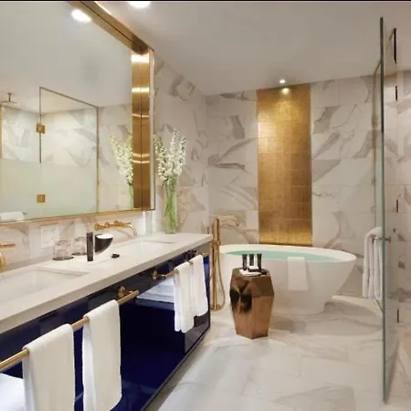 Appartamento Hanza Tower Gold - 24 Jacuzzi & Sauna & Pool *